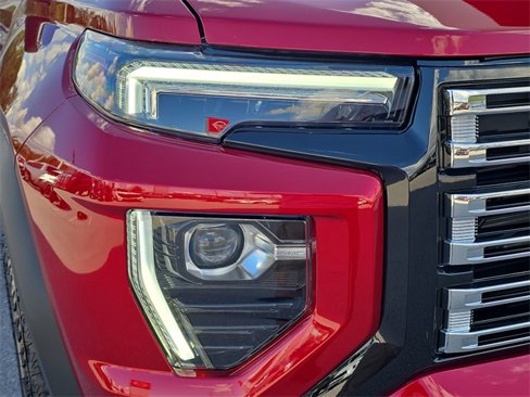 New 2026 GMC Canyon Denali image 11
