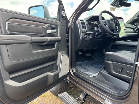 New 2025 RAM 2500 Laramie image 15
