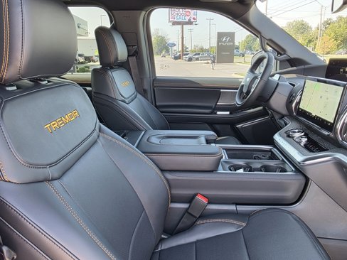 New 2025 Ford Expedition Tremor image 13