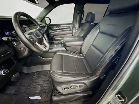 Used 2024 GMC Yukon XL Denali w/ LPO, Floor Liner Package image 11