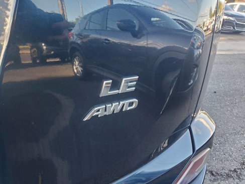 Used 2017 Toyota RAV4 LE image 21