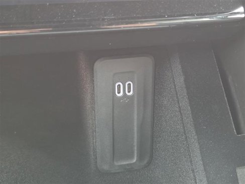 New 2025 Jeep Wagoneer Limited image 16