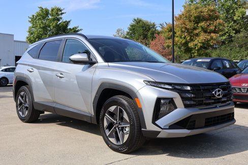 New 2026 Hyundai Tucson SEL image 3
