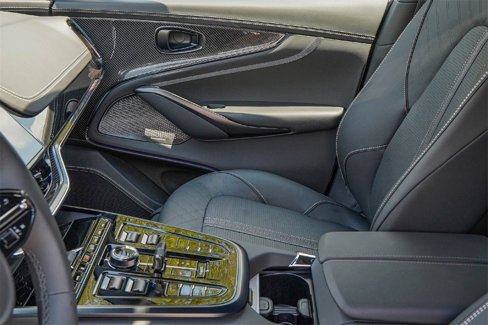 New 2025 Aston Martin DBX 707 image 27