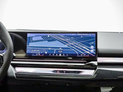 New 2026 BMW i5 eDrive40 w/ Premium Package image 15