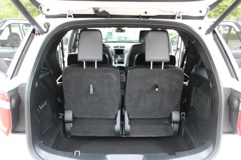 Used 2018 Ford Explorer Platinum image 27