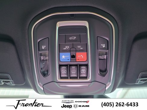 New 2025 Jeep Grand Cherokee Summit image 30