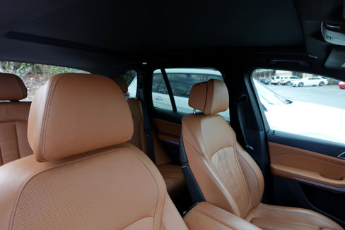 Used 2022 BMW X5 xDrive40i w/ M Sport Package image 15