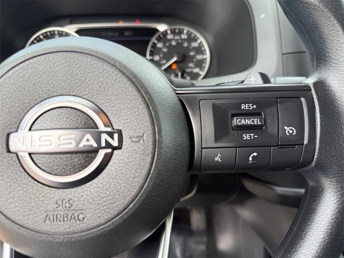 Used 2024 Nissan Pathfinder S image 26