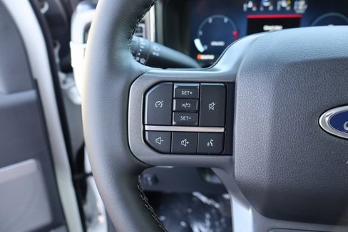 New 2026 Ford F350 Lariat w/ Chrome Package image 28