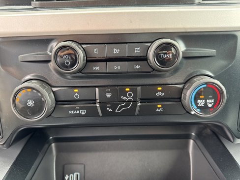 Used 2024 Ford F250 XLT image 43