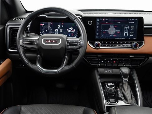Used 2024 GMC Canyon AT4 w/ AT4 Premium Package image 16