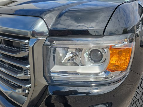 Used 2021 GMC Canyon AT4 w/ Driver Alert Package image 33