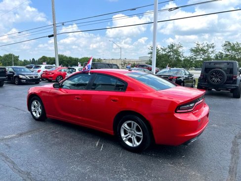 Used 2022 Dodge Charger SXT image 3
