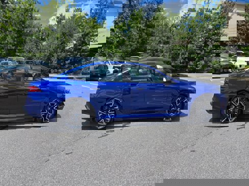 New 2026 BMW M5 w/ Executive Package image 2