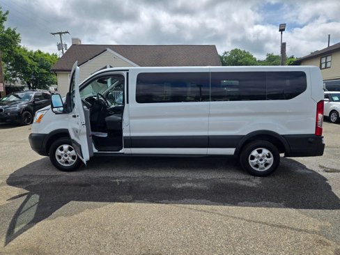 Used 2018 Ford Transit 350 XLT image 5