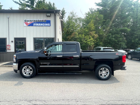 Used 2017 Chevrolet Silverado 1500 LTZ w/ Max Trailering Package image 7