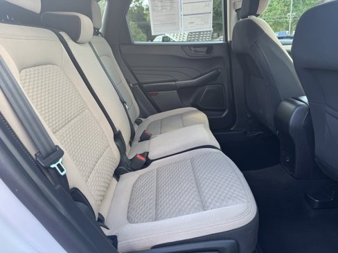 Certified 2022 Ford Escape SE image 14