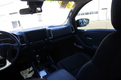 Used 2022 Nissan Frontier SV image 29