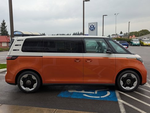 New 2025 Volkswagen ID. Buzz Pro S Plus image 6