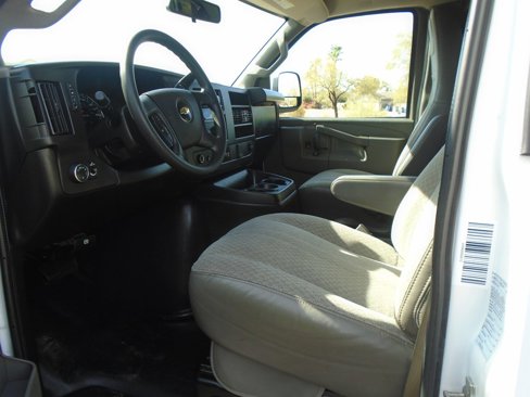 Used 2022 Chevrolet Express 2500 w/ Driver Convenience Package image 13