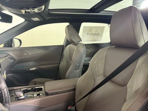New 2025 Lexus RX 450h AWD w/ Luxury Package image 15