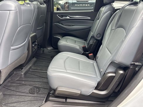 Used 2022 Buick Enclave Essence w/ Experience Buick Package image 9