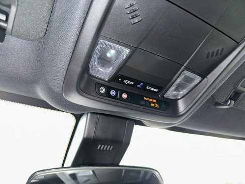 Used 2023 Chevrolet Equinox RS w/ LPO, Floor Liner Package image 15