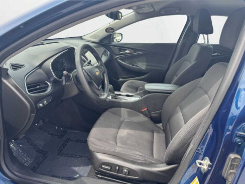 Used 2019 Chevrolet Malibu LT image 16