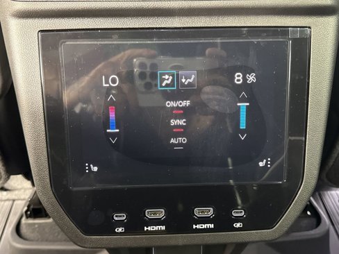 New 2025 GMC Yukon XL AT4 Ultimate image 24