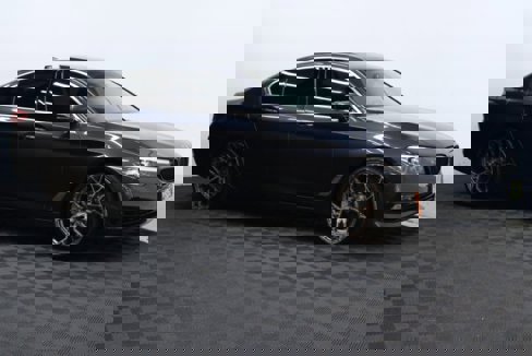 Used 2018 BMW 540i xDrive w/ Premium Package image 3