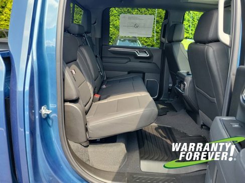 New 2025 Chevrolet Silverado 3500 LTZ w/ LTZ Convenience Package image 17