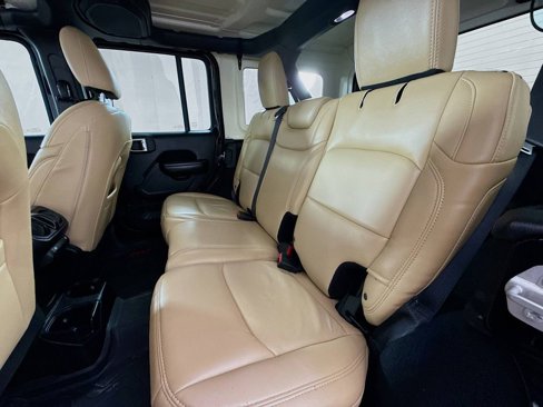 Used 2018 Jeep Wrangler Unlimited Sport S image 20