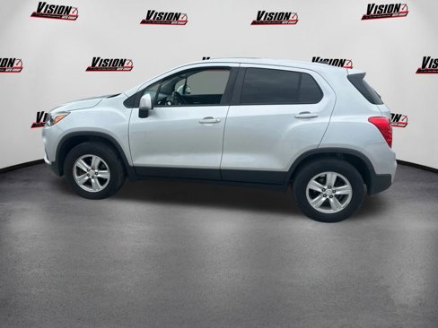 Used 2017 Chevrolet Trax LS w/ Fleet Convenience Package image 8