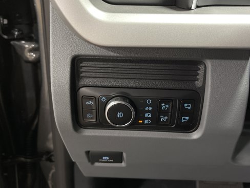 New 2026 Ford F250 XLT w/ XLT Premium Package image 21