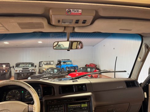 Used 1997 Toyota Land Cruiser image 32