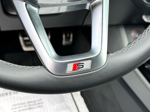 Used 2024 Audi SQ5 Prestige image 35