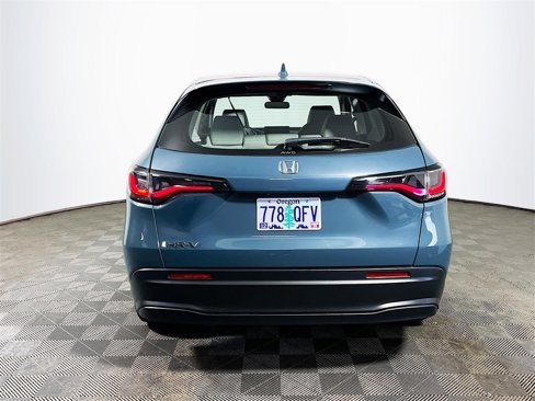 Used 2025 Honda HR-V LX image 7