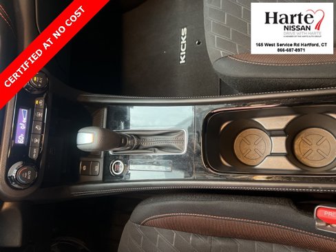 Used 2024 Nissan Kicks SR image 11