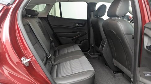 Used 2025 Chevrolet Trax LT image 19