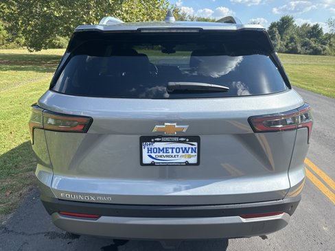 New 2025 Chevrolet Equinox LT w/ Convenience Package II image 6
