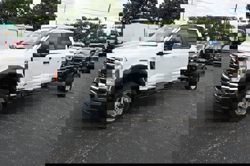 New 2026 Ford F550 4x4 Crew Cab Super Duty image 1