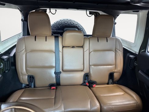 Used 2021 Jeep Wrangler Unlimited Rubicon image 13
