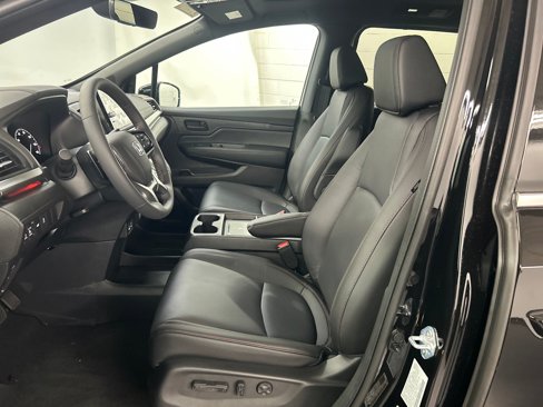 New 2026 Honda Odyssey Sport-L image 5