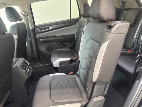 New 2026 Volkswagen Atlas Peak Edition image 27