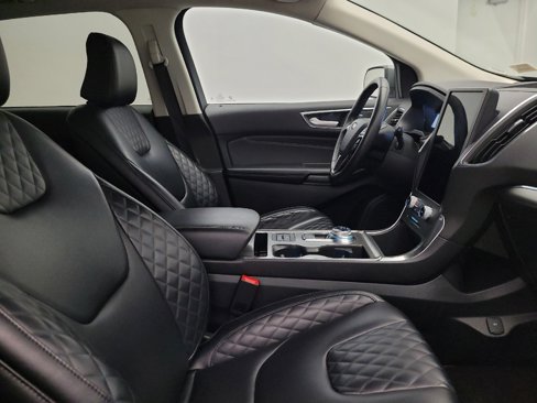 Used 2024 Ford Edge Titanium image 21