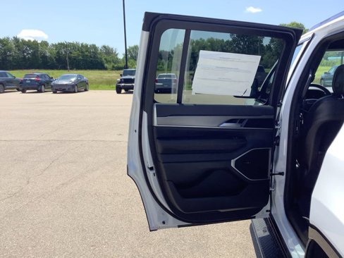 New 2025 Jeep Wagoneer Series II image 28