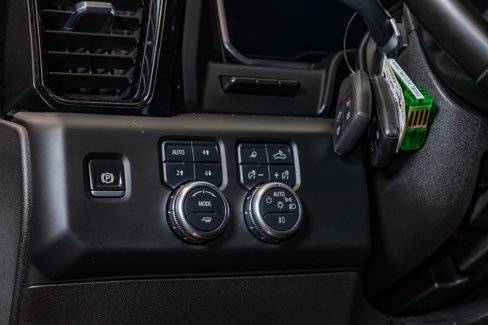 Used 2025 GMC Sierra 2500 AT4 w/ AT4 Premium Plus Package image 21