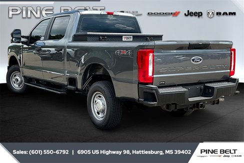 Used 2025 Ford F250 XL image 2