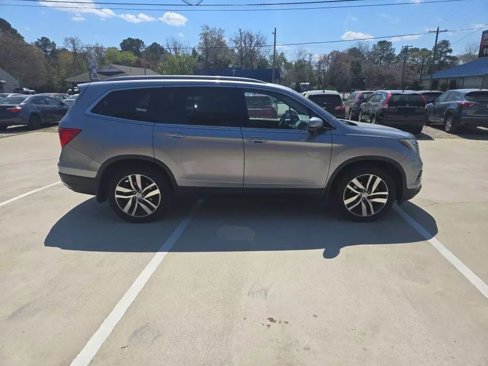 Used 2017 Honda Pilot Touring image 3